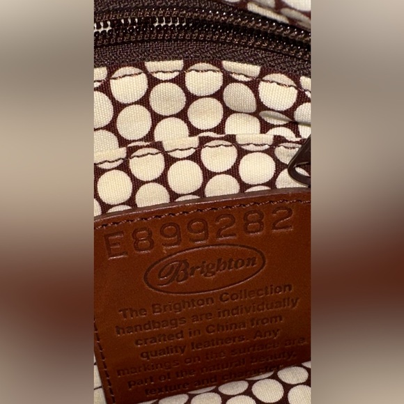 RARE Brighton Zini Piper Slim Shoulderbag. Pink leather with embossed flower - Picture 9 of 10